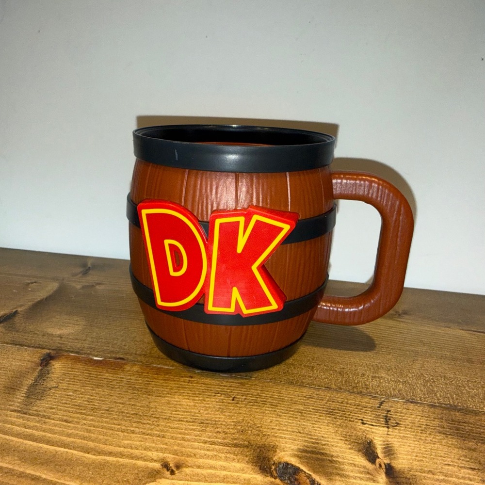 Rare Donkey Kong Country DK Barrel Mug Super Nintendo World USJ Japan Exclusive